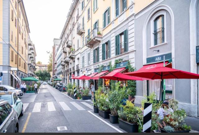 Loft Spritz Nel Centro Di Milano, Via Sottocorno, Porta Vittoriaアパートメント エクステリア 写真